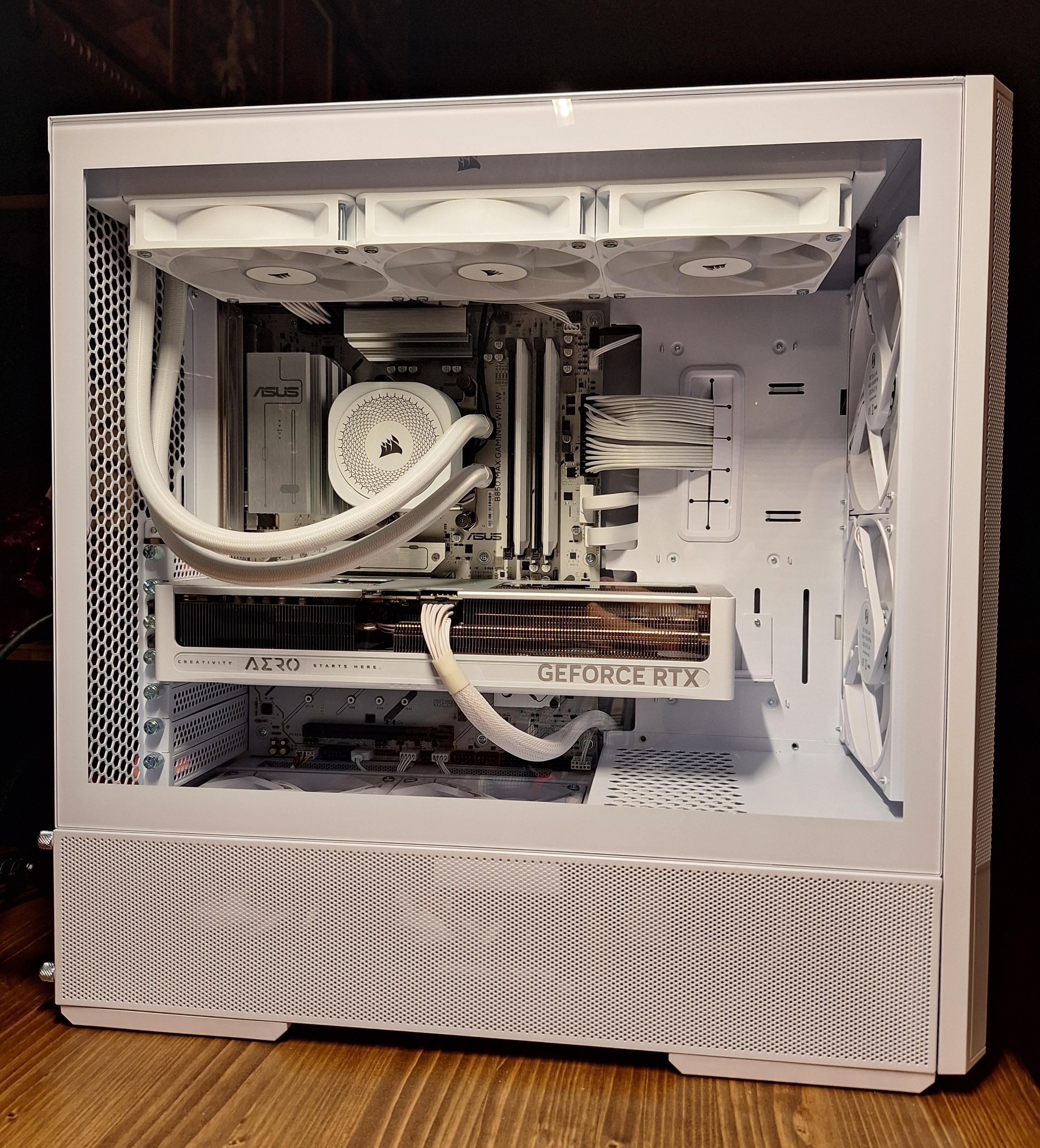 Angled view of the white Lancool 207 gaming PC build