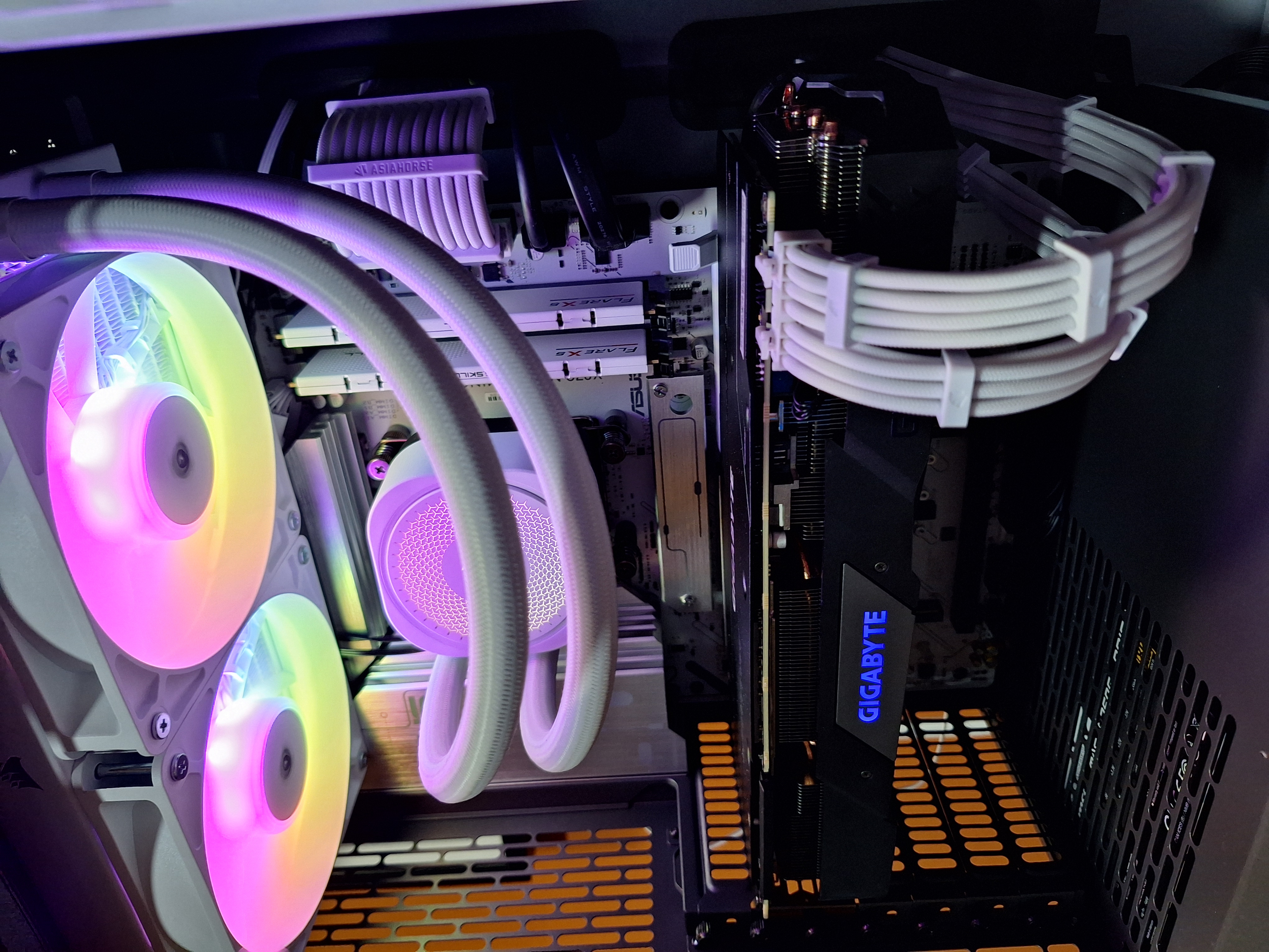Editing Station PC thumbnail view